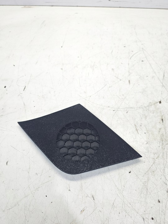 фото №3, Маскувальна накладка динаміка audi q5 8r 8r0857227b