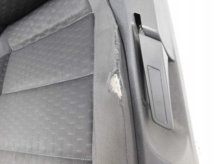 фото №8, Сиденья kpl. 7osób - vw touran 1t1 рестайлинг 06-10