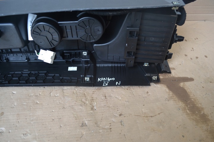 фото №9, Kangoo iii подлокотник туннеля среднего 969102450r