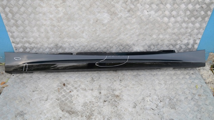 фото №1, Bmw e87 lci накладка захист планка поріг праві