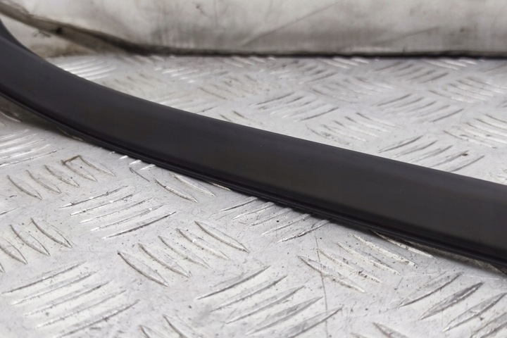 фото №7, Ліва планка вертикальна передній скла mercedes-benz gle w166 a1666901180