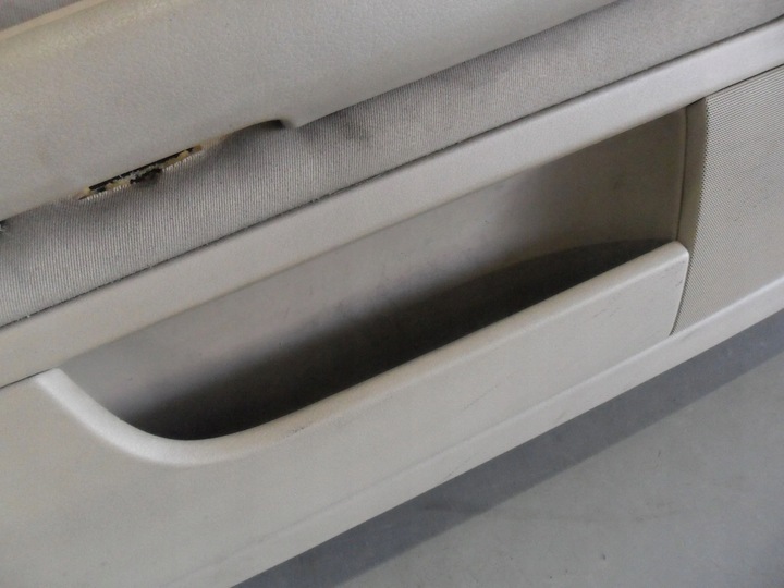 фото №6, Audi a4 b6 2001 обшивка боковина обивка кожа левый перед 8e0867105