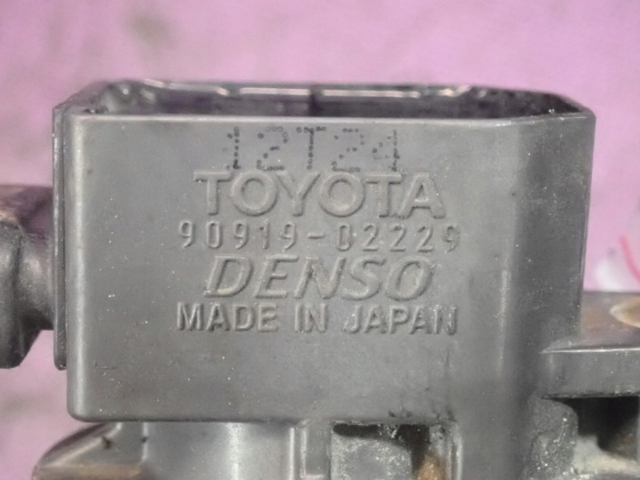 фото №5, Toyota yaris i 99-03 1.0 котушка запалювання 90919-02220 4 pin