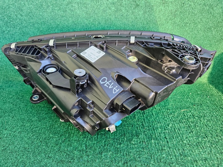 фото №10, Mercedes a2149066202 digital light гарна права передня