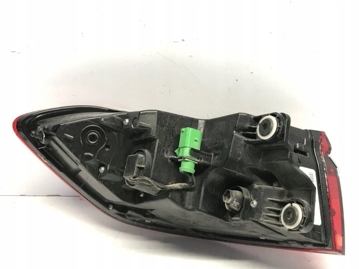 фото №8, Audi a8 d5 лампа зад задняя правая w крыло led 4n0945208