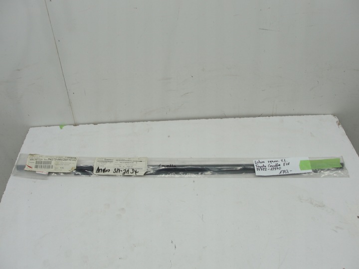 фото №1, Планка накладка дверь зад левая toyota corolla e11 75722-12540