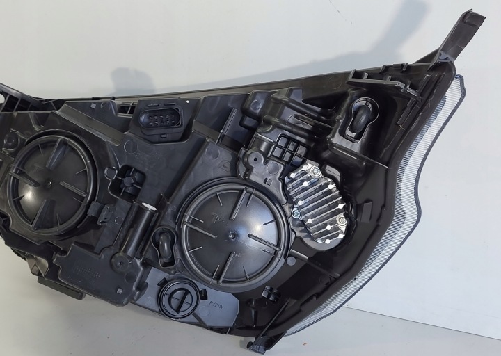 фото №13, Фара праве ford transit tourneo connect 18+r