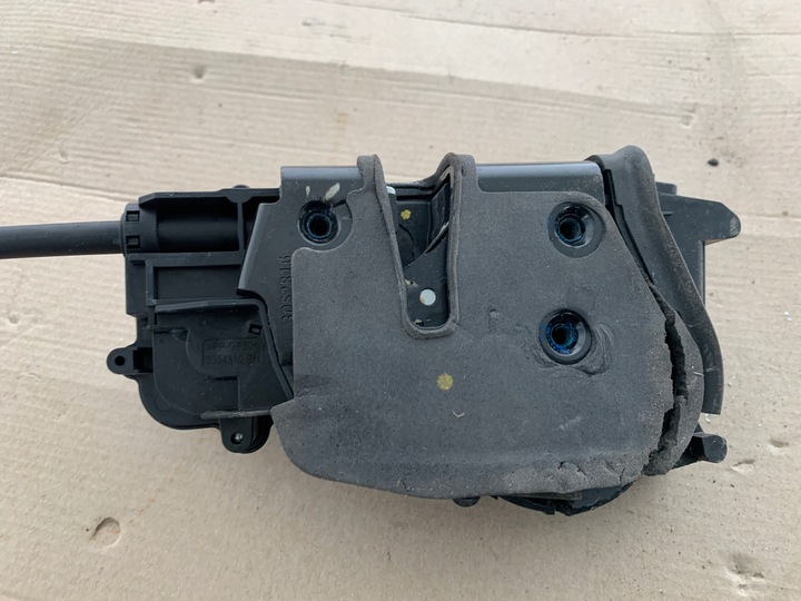 фото №9, Ford mustang mach-e rwd 2021r 75.7 kwh замок дверь правые перед оригинал