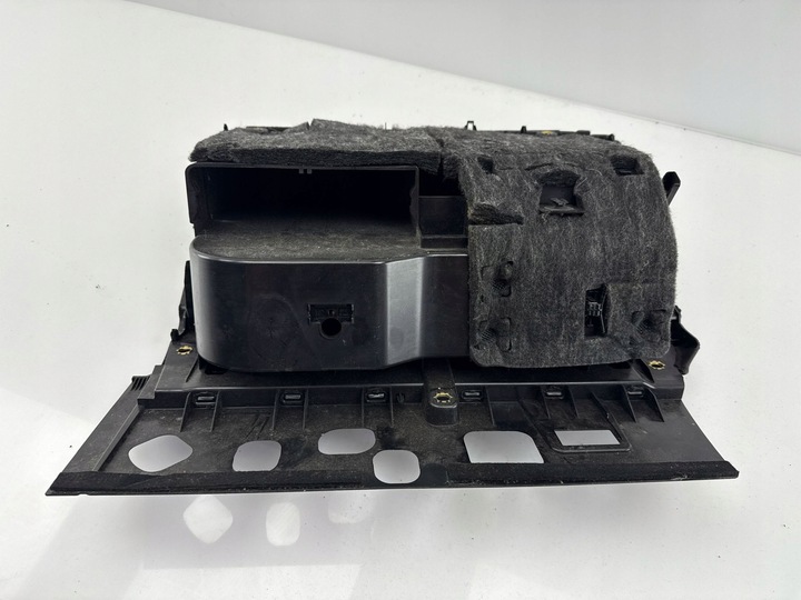 фото №12, Audi a6 c7 2015 з спереду бардачок панелі розподільчої