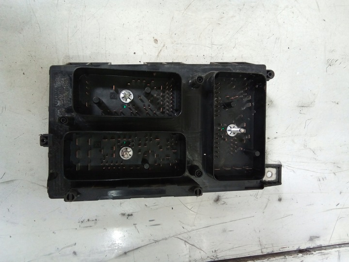 фото №4, K400 коробка предохранителей opel astra h 13181658