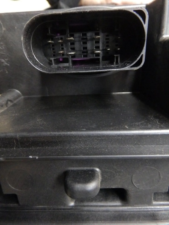 фото №7, Volkswagen tiguan 2023 перед сторона правая лампы передние