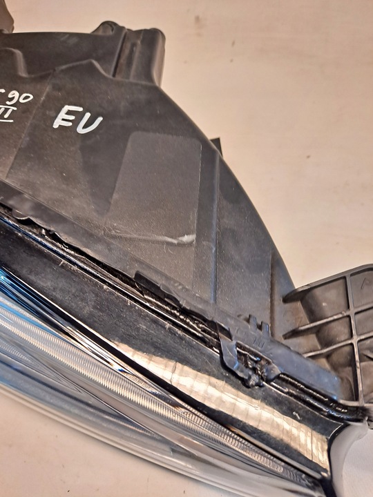 фото №10, Лампа права перед повний led volvo xc90 ii