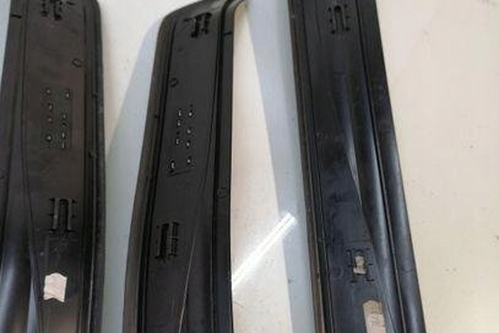 фото №8, Задняя левая планка декоративная порога bmw 5 touring e61 7034305 2.99l дизель