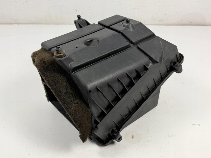 фото №11, Cadillac escalade 6.2 v8 07-09r корпус фильтра воздуха оригинал oem