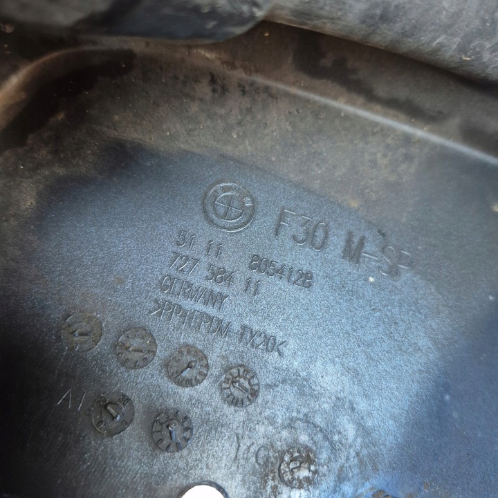 фото №14, Bmw 3 f30 f31 м-пакет 11-18 бампер перед передний spr 4xpdc 8054128