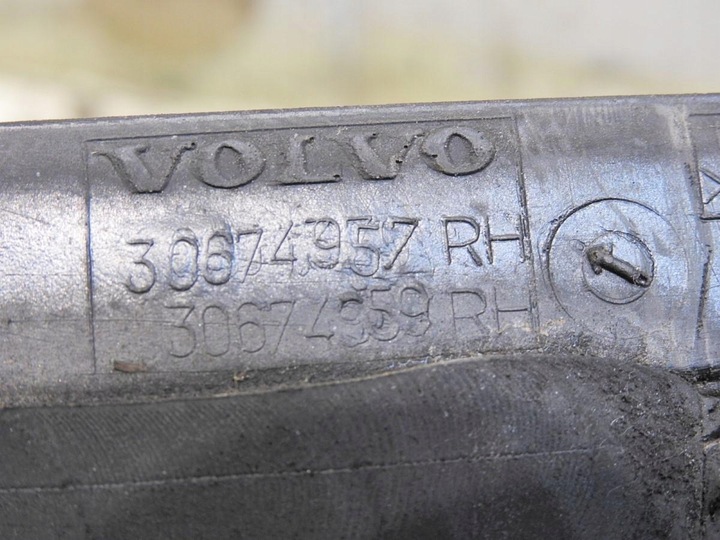 фото №7, Стекло кузовная правые зад volvo xc90 i 30674957 30674959