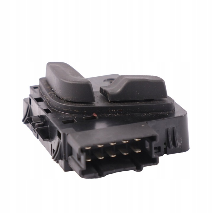 фото №11, Mercedes w205 переключатель регулировка сиденья перед левая a2059052702