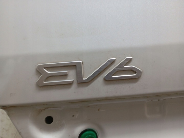 фото №12, 2025 kia ev6 крышка багажника
