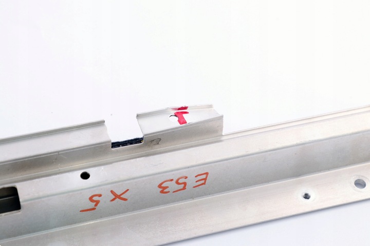 фото №12, Bmw x5 e53 шина держатель багажника левый зад