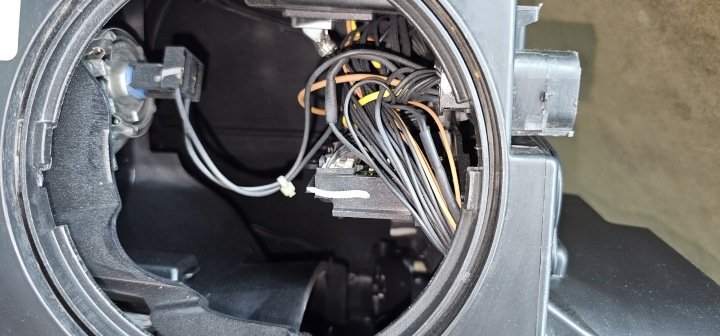 фото №8, Фара перед bmw x6 f16 левая 7424175 ai01 oem номер