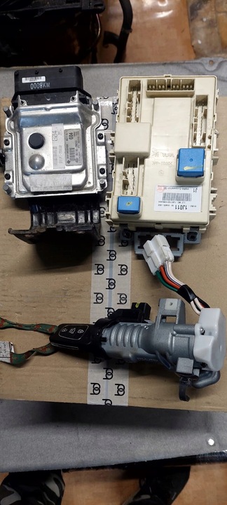 фото №1, Kia venga 2010r 1.4 b набор стартовый