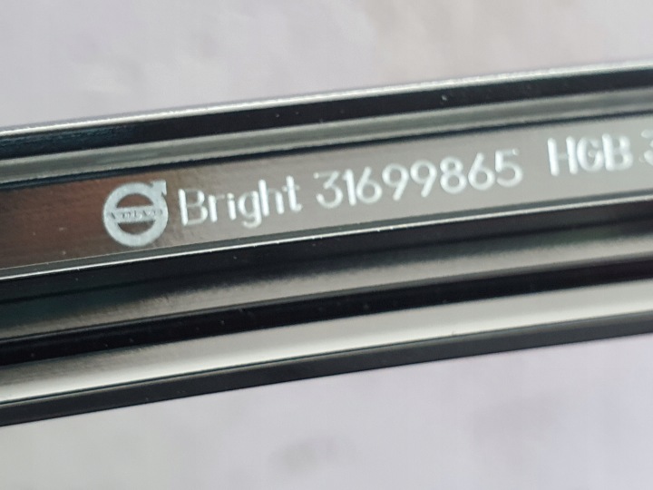 фото №6, Volvo v90 молдинг двері перед права 31699861