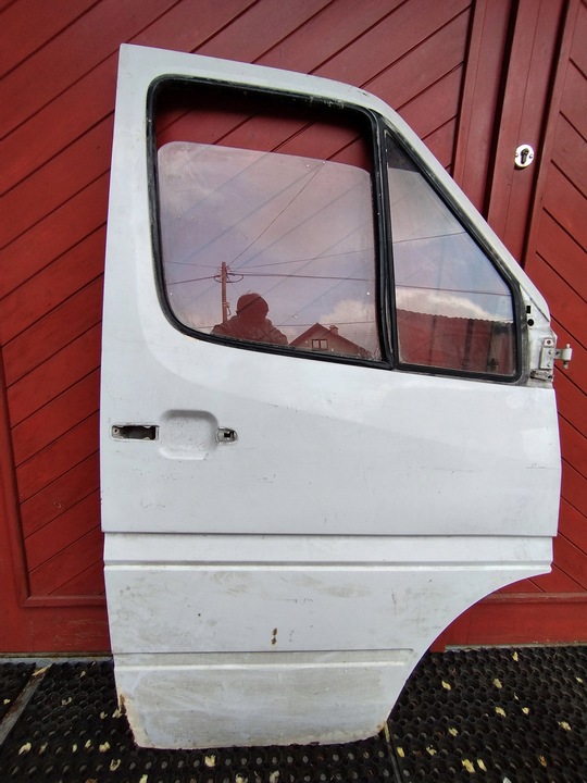 фото №1, Sprinter двері праві передні оригінал