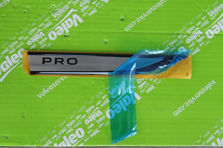 фото №1, Эмблема vw id3 планка правая id.3