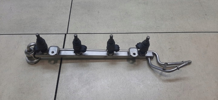 фото №1, Планка впрыскивающий octavia i 1.8 06a90603id