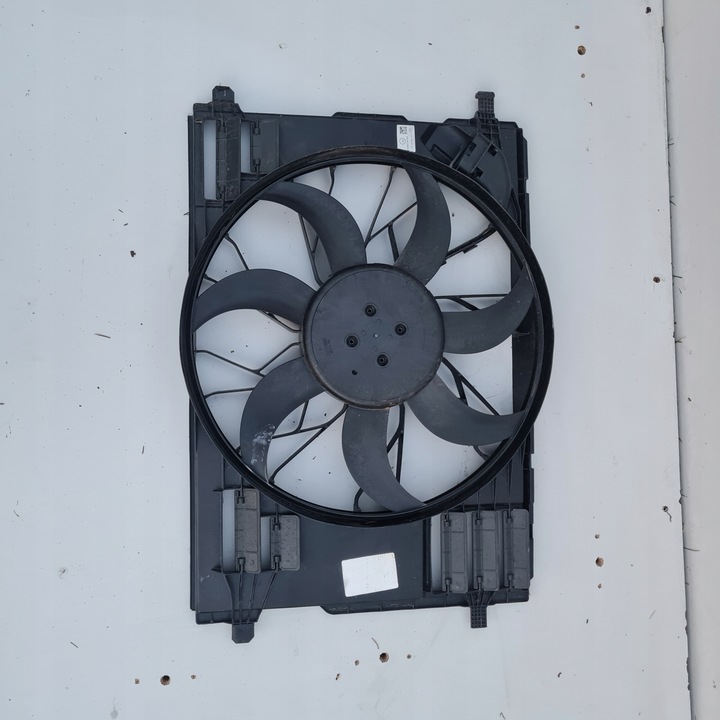 фото №1, Вентилятор mercedes gla h247 glb x247 a2479060100