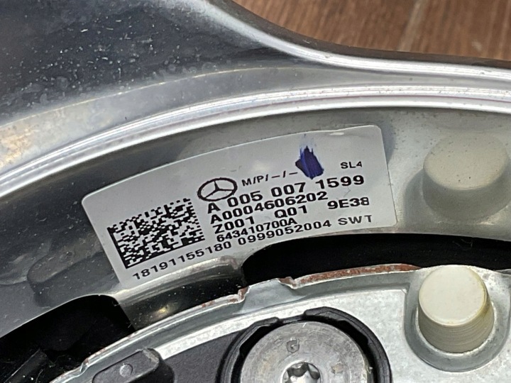 фото №15, Руль мультифункция лепестки mercedes w213 a0050071599 a0004606202