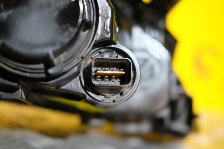 фото №9, Hyundai genesis купе 08- фара лампа ксенон l