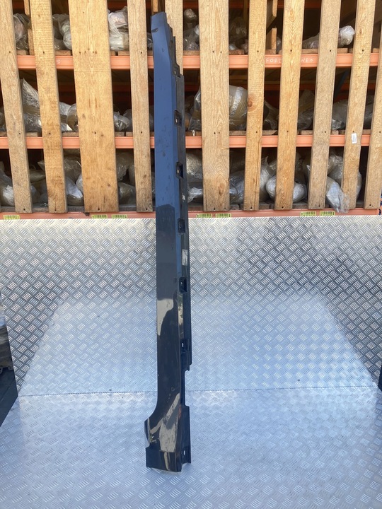 фото №1, Планка пороговая правая vw arteon r line