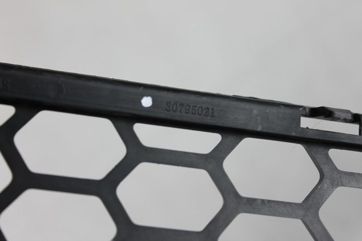 фото №8, Решітка середня бампера volvo s60 v60 перед заглушка