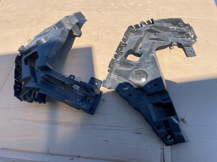 фото №1, Ползун кронштейн заднего бампера volvo xc40 ii правый левый