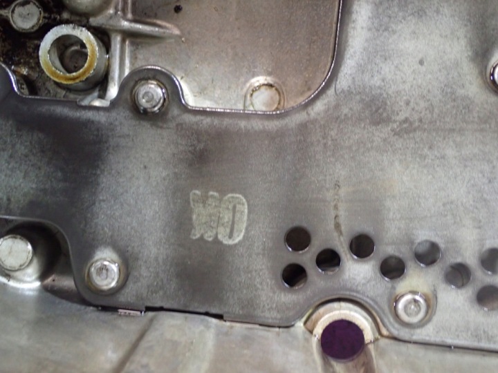 фото №8, Honda civic vii 03-05 рестайлінг 1,6 d16v1 кришка клапанів