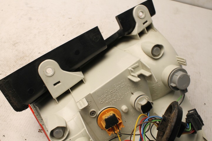 фото №7, Skoda superb ii универсал 08r- лампа задняя зад правая