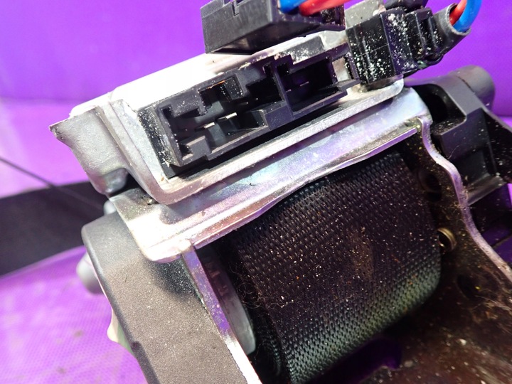 фото №5, E-klasa w211 pas безпеки праві p 609098200c