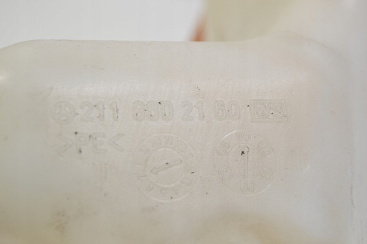 фото №7, Бак бачок омывателя mercedes w219 cls 5.5 amg w211 2118602160