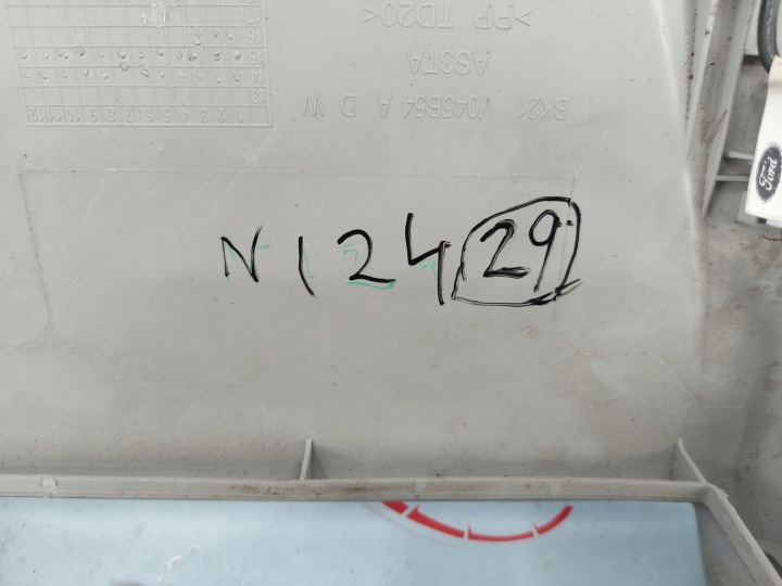 фото №13, Ford transit custom i 13r рамка лампочки потолок bk21-v045b54-adw