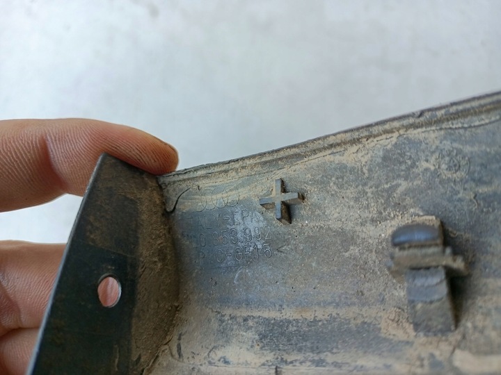 фото №6, Планка крила перед права audi a3 8l 8l0853992