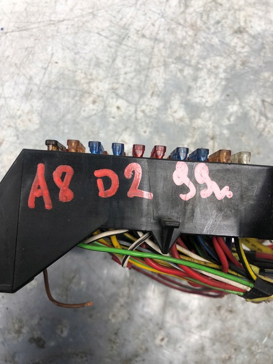 фото №5, Коробка запобіжників audi a8 d2 4d0941824