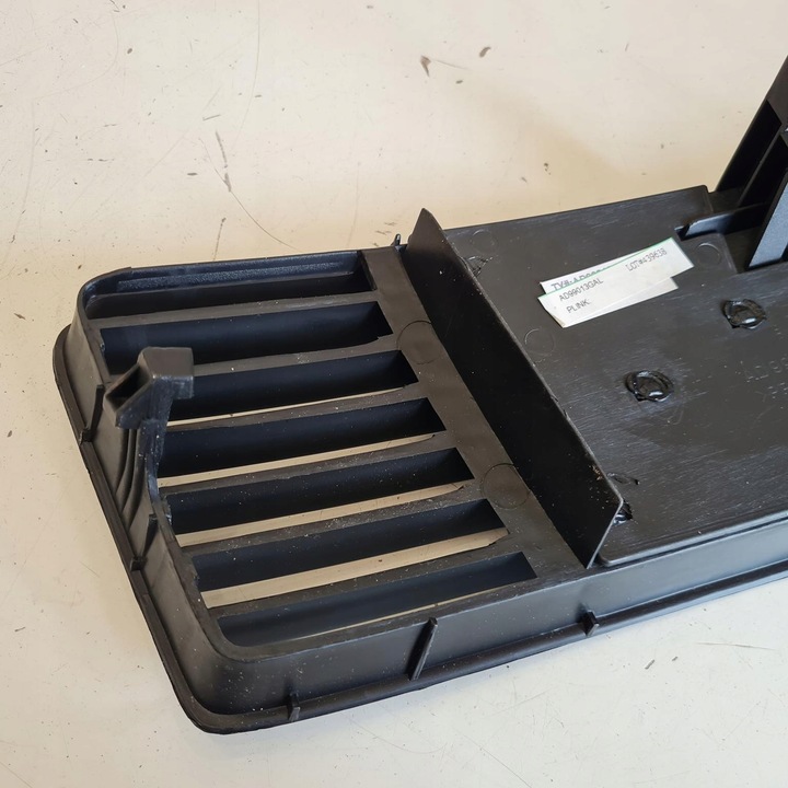 фото №6, Audi a6 c5 решётка решётка заглушка бампера левая ad99013lh