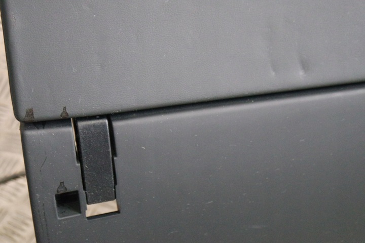 фото №2, Бардачок пассажира audi a8 d4 4h0 кожа