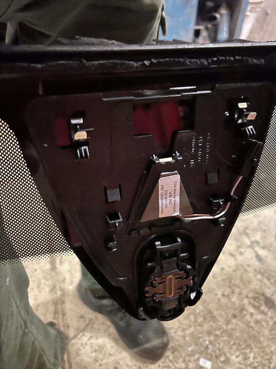 фото №3, Скло лобове перед vw arteon 2020r оригінал оригінальний номер 3g8845011k