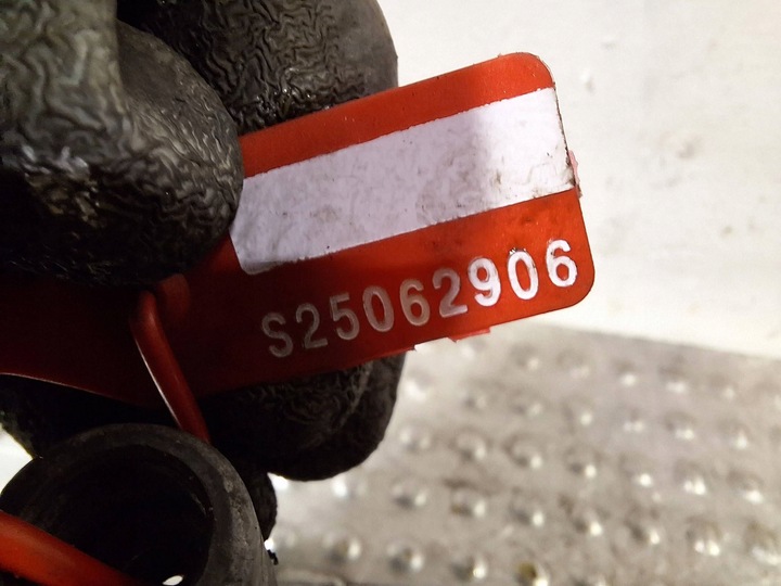 фото №13, Головка двигателя 55559340 opel 1.6 16v a16xer