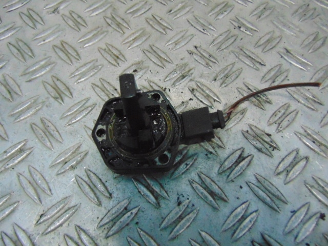 фото №1, Volkswagen passat датчик --- рівня масла