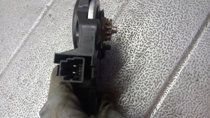 фото №4, Моторчик стёкла левый зад volvo v70 970715-101