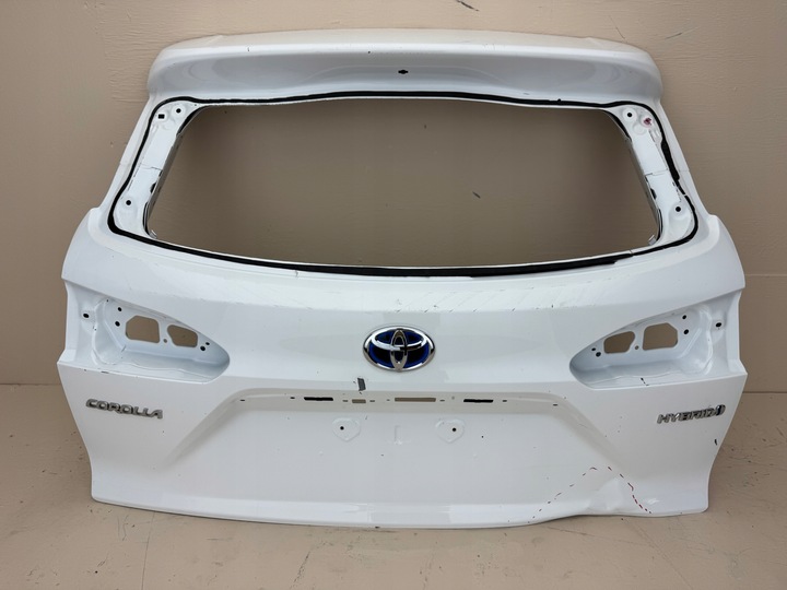 фото №1, Toyota corolla cross 20r- крышка крышка багажника зад задняя