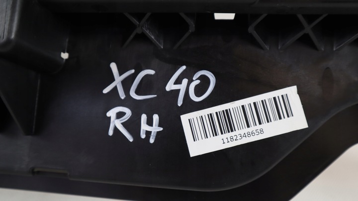 фото №7, Volvo xc40 планка багажника правая 32353159
